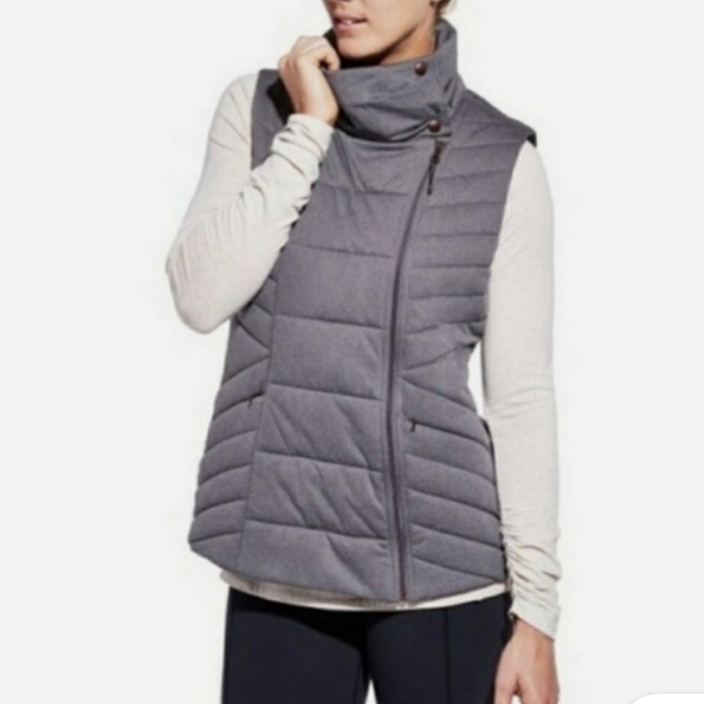 CALIA by Carrie Underwood Grey Vest